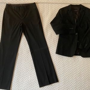 Black Suit Set - Banana Republic - Size 6P